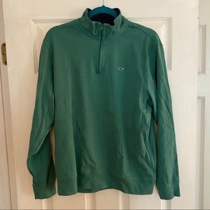 NEVER WORN Vineyard Vines 1/4 ZIP!! Size medium!!